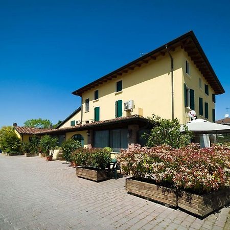 ポルト・マントヴァーノ Rifugio San Lorenzo Bed & Breakfast エクステリア 写真